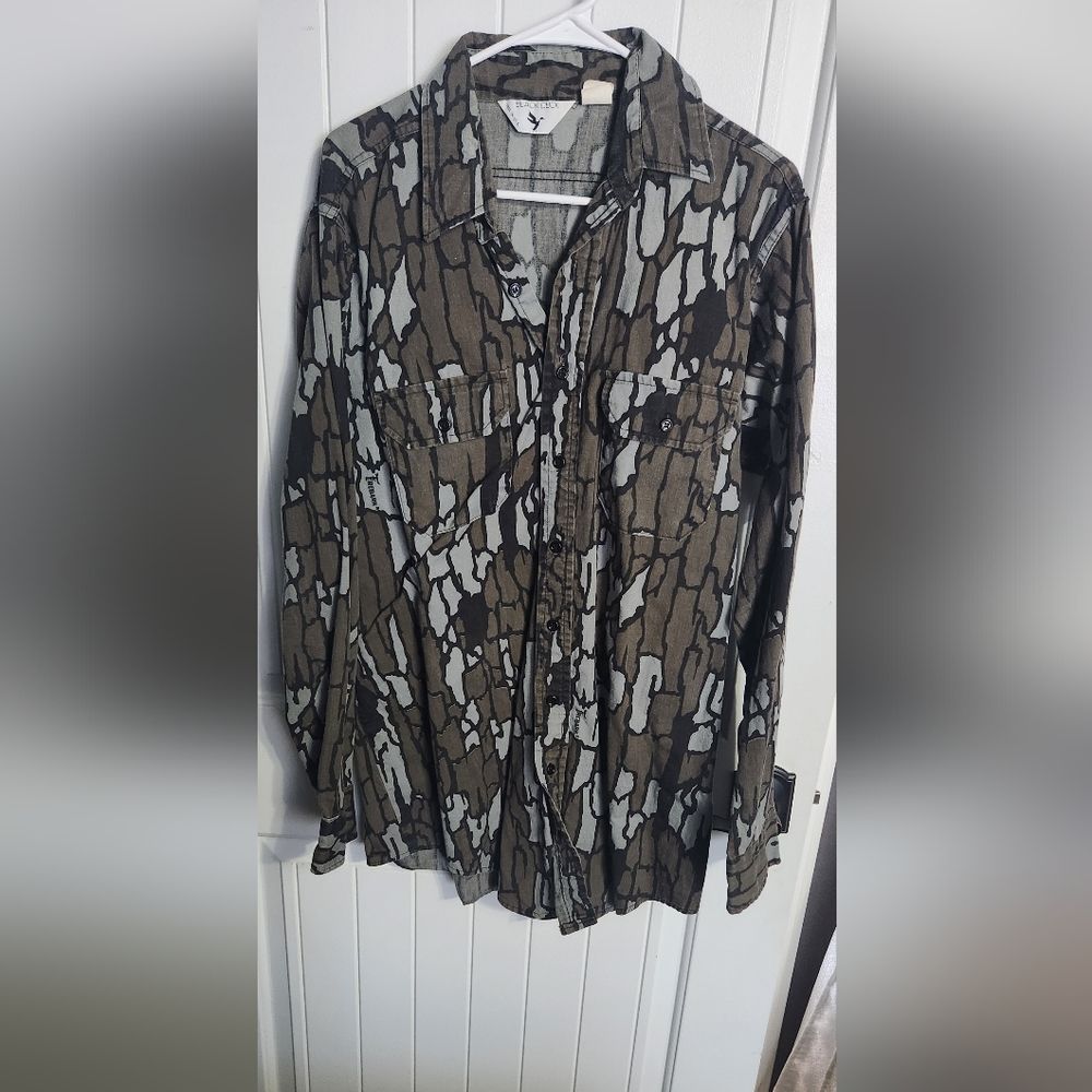 Mens 16 1/2 camo shirt